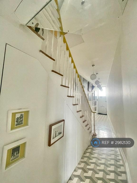 House in London, World's End, Brompton - View 2