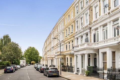 Barons Court Road, Barons Court, London, W14