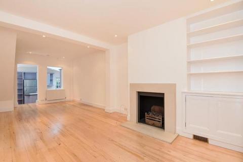 2 bedroom terraced house to rent, Avenue Cottages, London, NW7