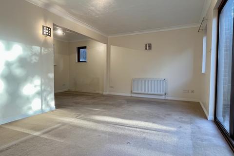 4 bedroom end of terrace house for sale, Beacon Drive, Bean, DA2 8BG