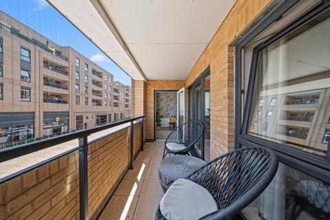 1 bedroom flat for sale, Spinning Wheel Way, Hackbridge