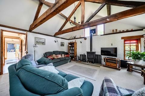 2 bedroom detached house for sale, Storrington - Rock Road