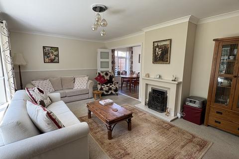 3 bedroom detached bungalow for sale, Shrubbery Road, Ketley Bank