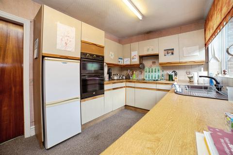 4 bedroom terraced house for sale, Sheldon Road, Heanor DE75