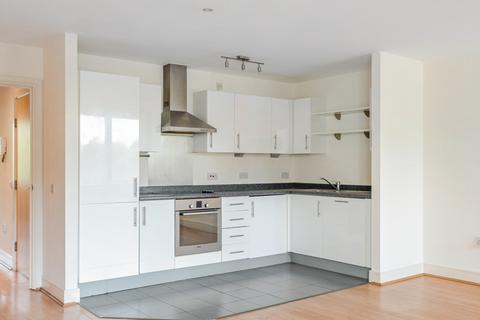 2 bedroom flat for sale, Albemarle Road, Beckenham, Kent, BR3