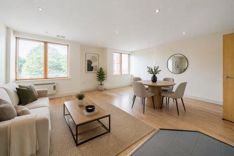 2 bedroom flat for sale, Albemarle Road, Beckenham, Kent, BR3