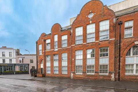 1 bedroom flat for sale, Trinity Square, Margate, Kent, CT9