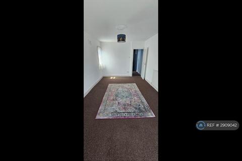 1 bedroom flat to rent, Browning Road, London, E12