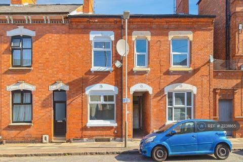 4 bedroom terraced house to rent, Filbert St East, Leicester, LE2