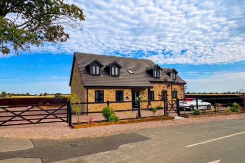 5 bedroom detached house for sale, Benwick Road, March PE15