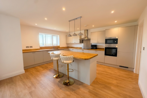 5 bedroom detached house for sale, Benwick Road, March PE15