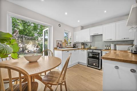 2 bedroom terraced house for sale, Burrow Road, East Dulwich, London, SE22