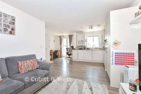 2 bedroom flat for sale, Opal House, Crawley RH10