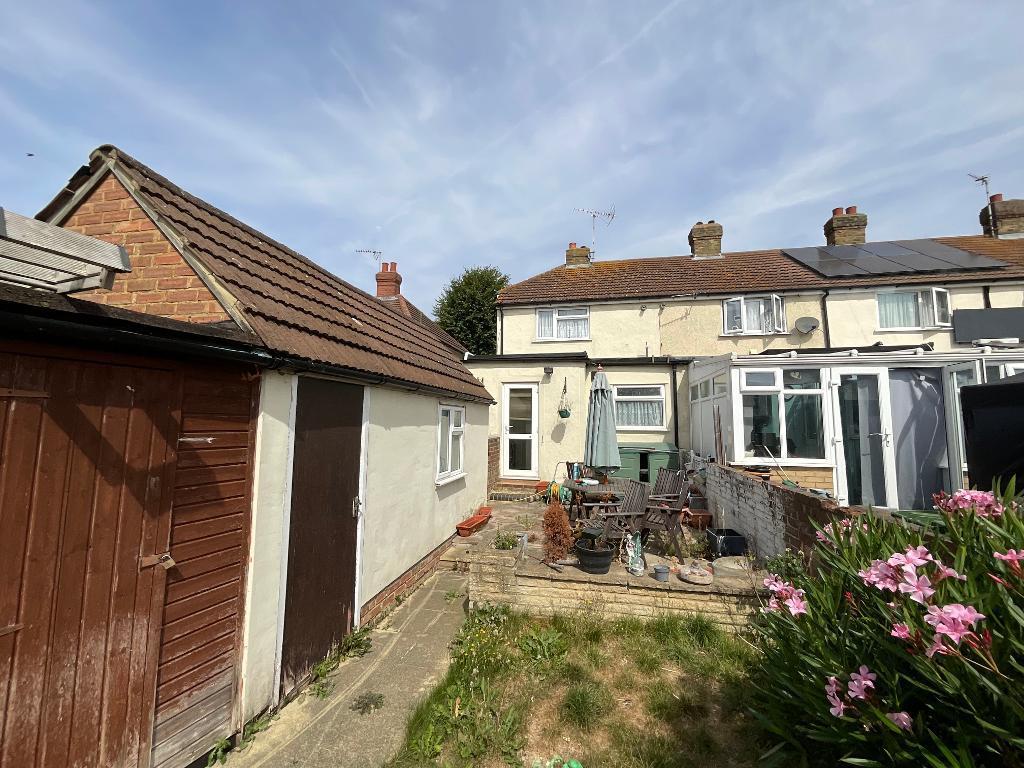REAR GARDEN approx 70ft