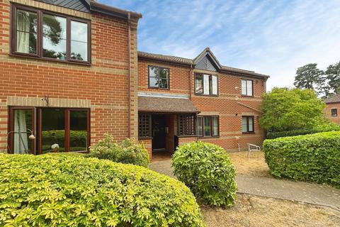 2 bedroom apartment for sale, Copenhagen Walk, Crowthorne, Berkshire