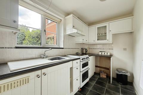 2 bedroom apartment for sale, Copenhagen Walk, Crowthorne, Berkshire