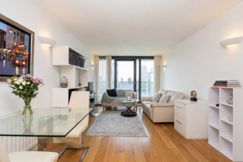1 bedroom flat to rent, Elektron Tower,  Blackwall Way, London