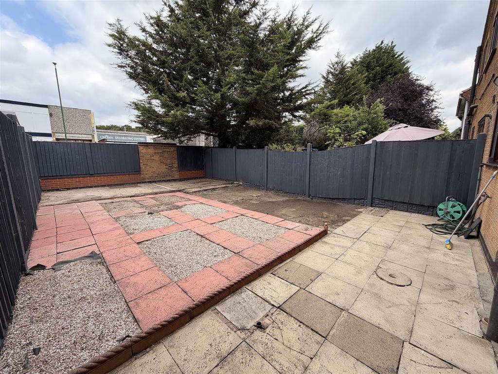 House in Nottingham, Old Basford - View 6
