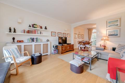 4 bedroom terraced house for sale, Sovereign Crescent, London, SE16