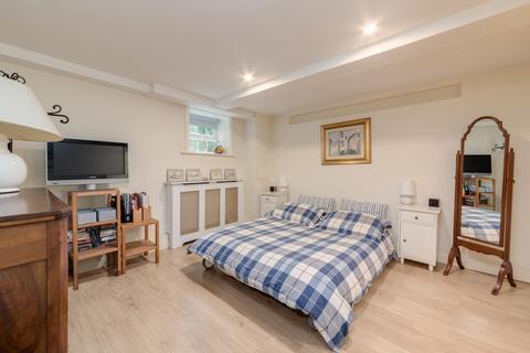 4 bedroom terraced house for sale, Sovereign Crescent, London, SE16