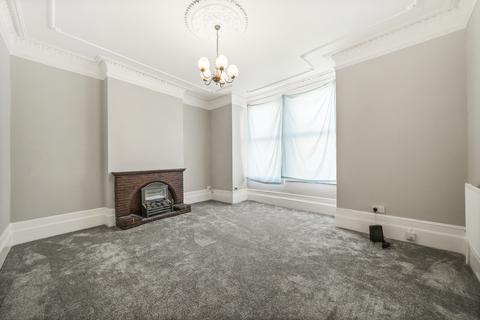 4 bedroom end of terrace house to rent, Cathles Road, Clapham South, London, SW12