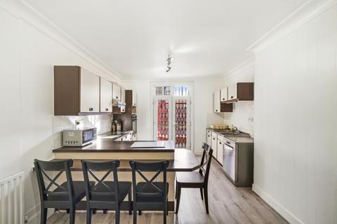 4 bedroom end of terrace house to rent, Cathles Road, Clapham South, London, SW12