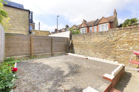 4 bedroom end of terrace house to rent, Cathles Road, Clapham South, London, SW12
