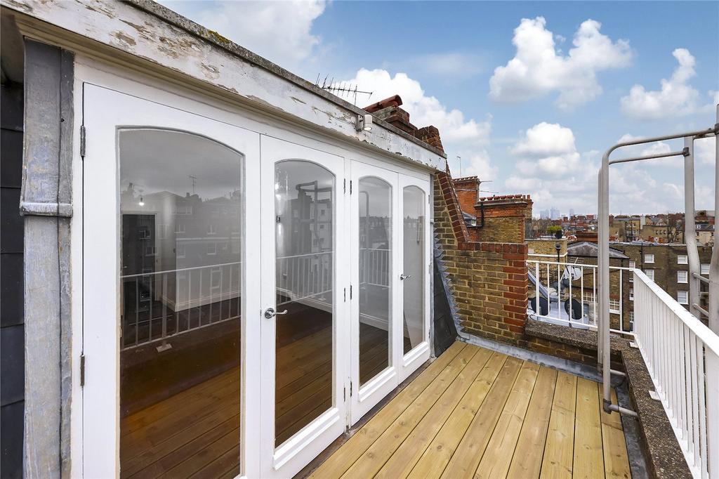 Apartment in London - View 5