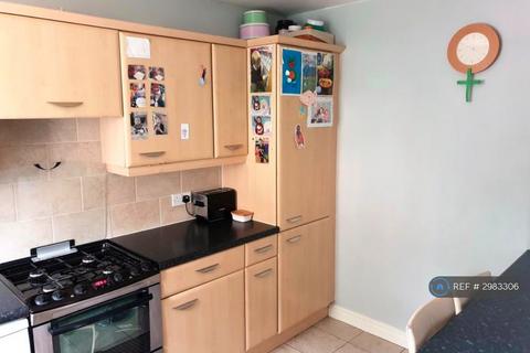 3 bedroom terraced house to rent, Flaxley Road, Lincoln, LN2