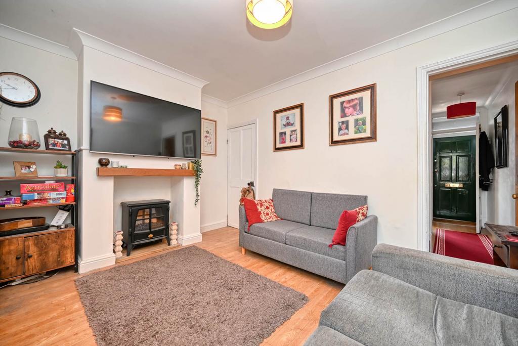 House in Reading - View 4