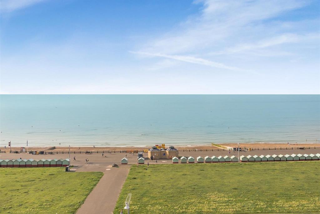 Apartment in Hove, Brighton and Hove - More