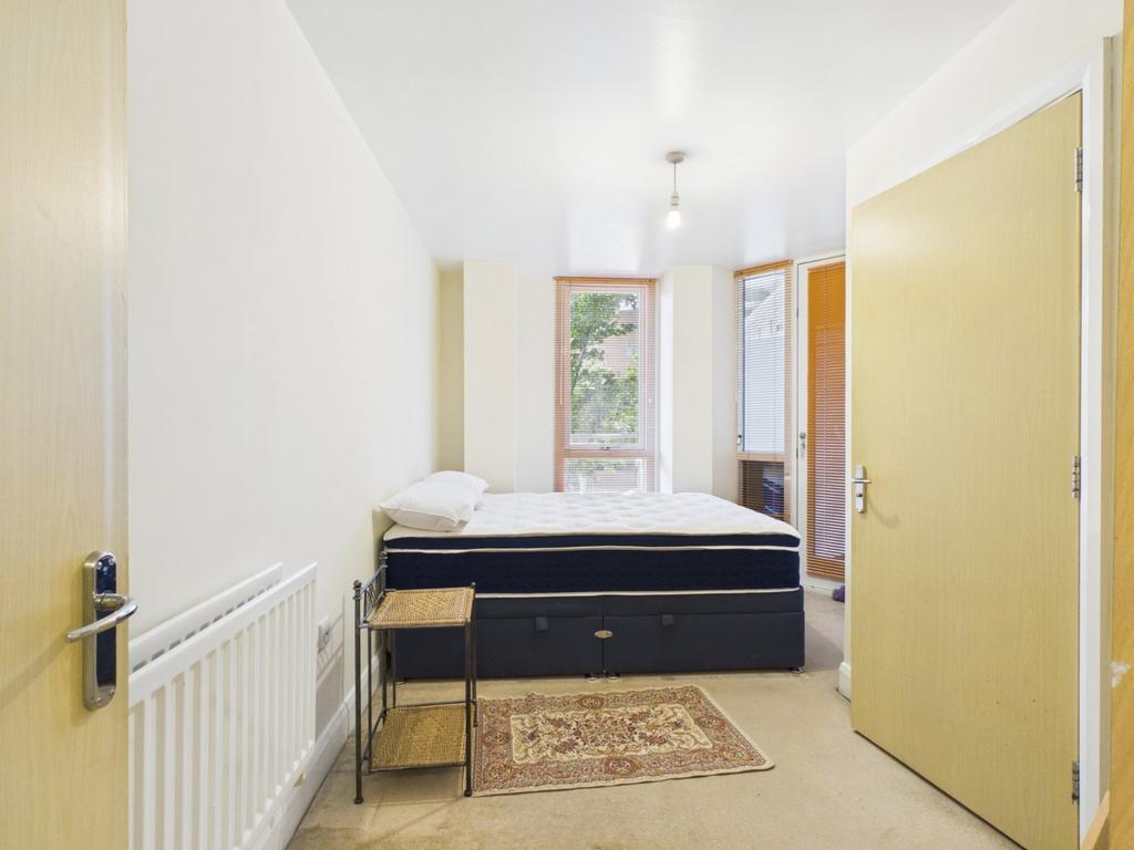 Apartment in Birmingham, West Midlands - View 5