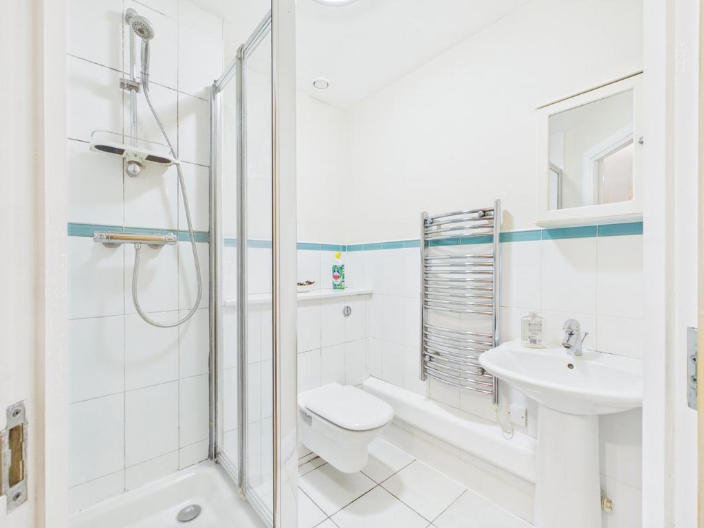 Apartment in Birmingham, West Midlands - More