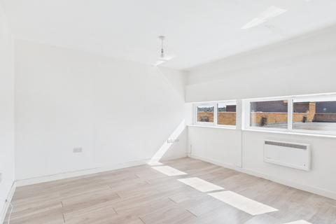 1 bedroom apartment to rent, High Street, Cradley Heath, West Midlands, B64