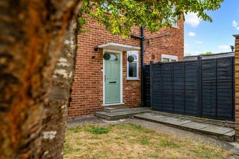 Vernon Close, Ewell
