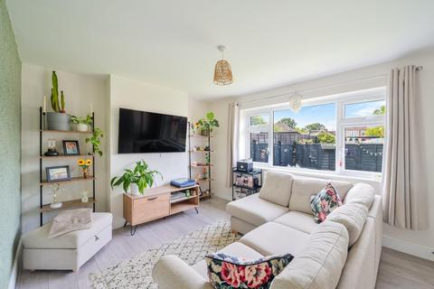 2 bedroom maisonette for sale, Vernon Close, Ewell