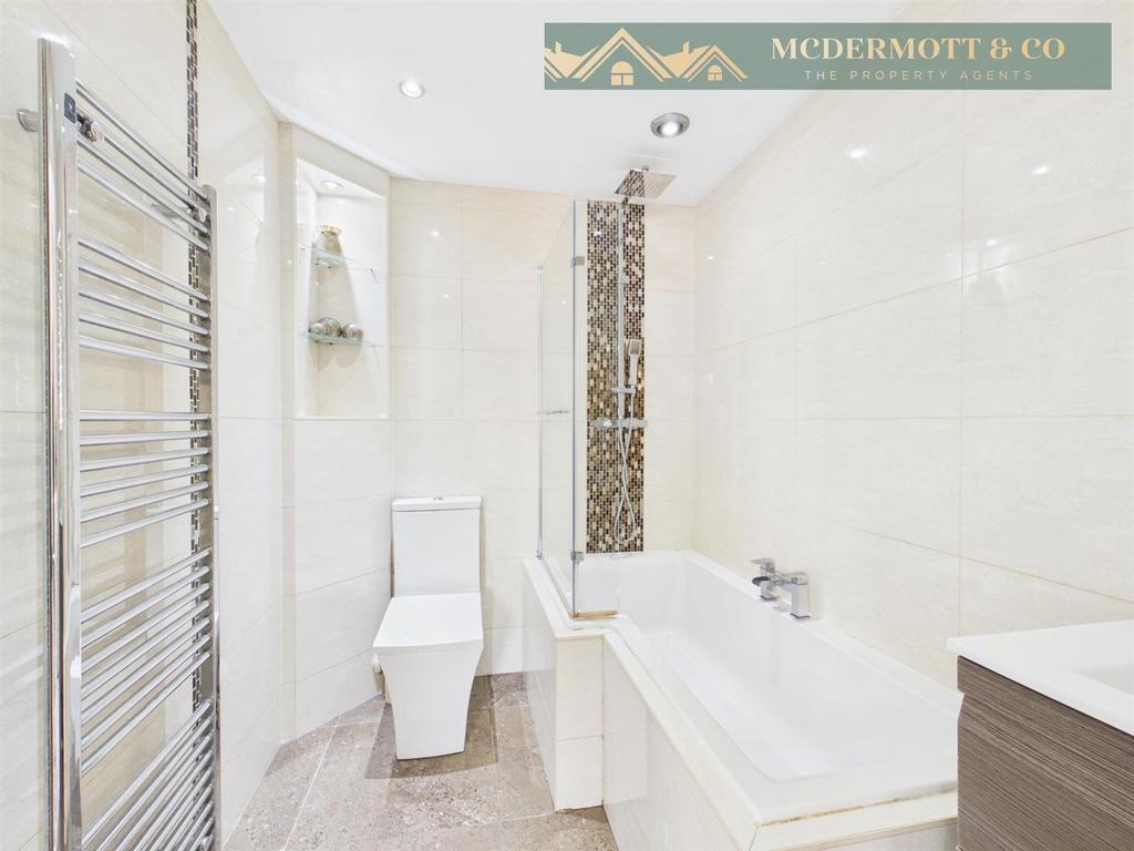 Mitchells Quay, Failsworth, Manchester - More