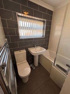 2 bedroom bungalow to rent, Brierley Road West, Swinton M27