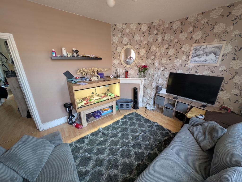 Apartment in Bristol, Shirehampton - View 2