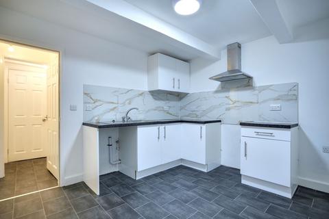 1 bed flat/apartment for rent in Thornhill Place, Maidstone, ME14
