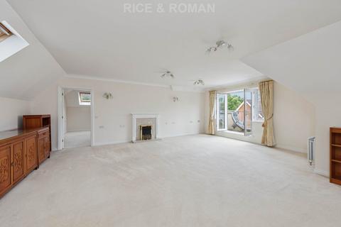 1 bedroom retirement property for sale, Cobham Road, Leatherhead KT22