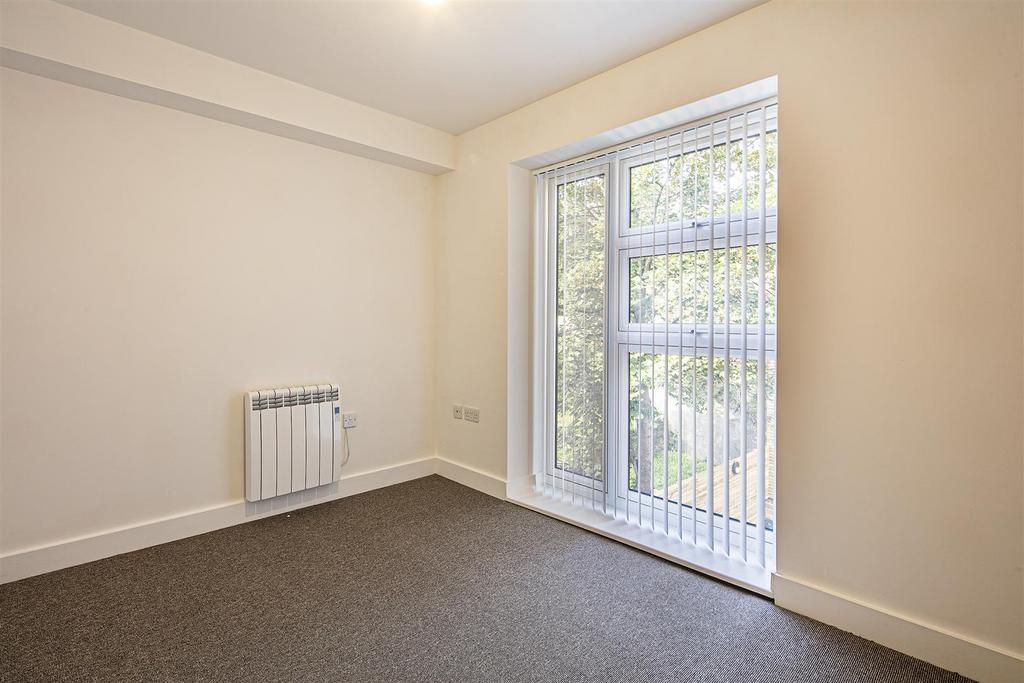 Apartment in Sheffield, Steel Bank, Walkley - View 4