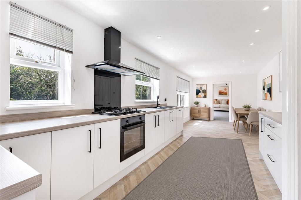 House in Cardiff, Thornhill - View 2