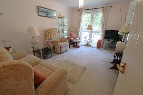 undefined, King Georges Close, Rayleigh, SS6