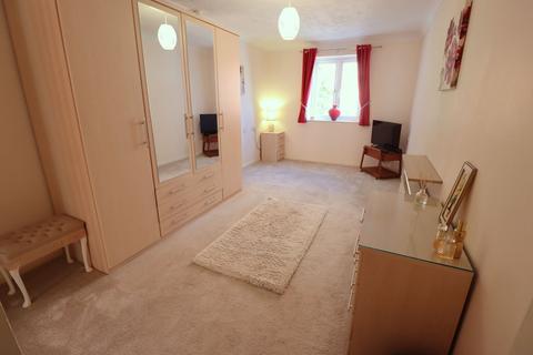 undefined, King Georges Close, Rayleigh, SS6