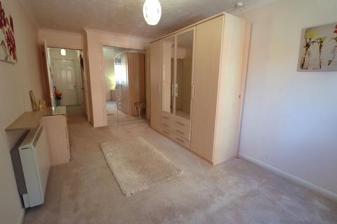 undefined, King Georges Close, Rayleigh, SS6
