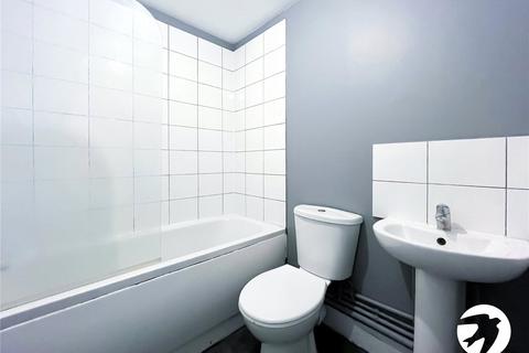 Studio to rent, London Road, Maidstone, Kent, ME16