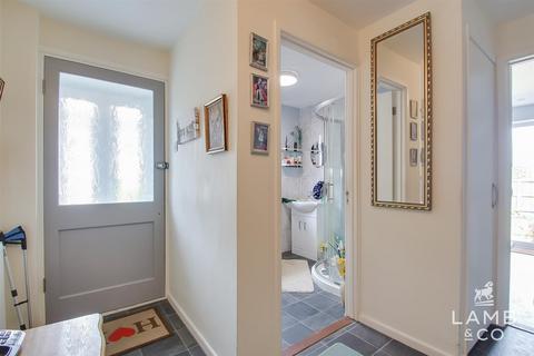 2 bedroom semi-detached bungalow for sale, Bennett Close, Walton On The Naze CO14