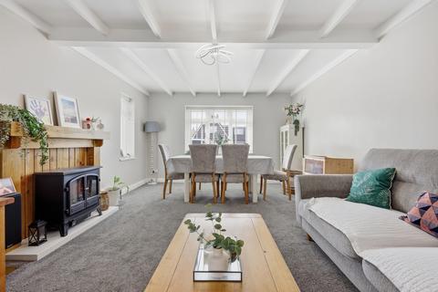 4 bedroom detached bungalow for sale, Ashingdon Road, Rochford SS4