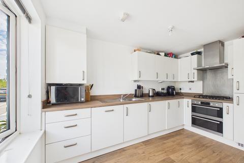 3 bedroom townhouse for sale, Seabright Way, Aylesbury, Buckinghamshire